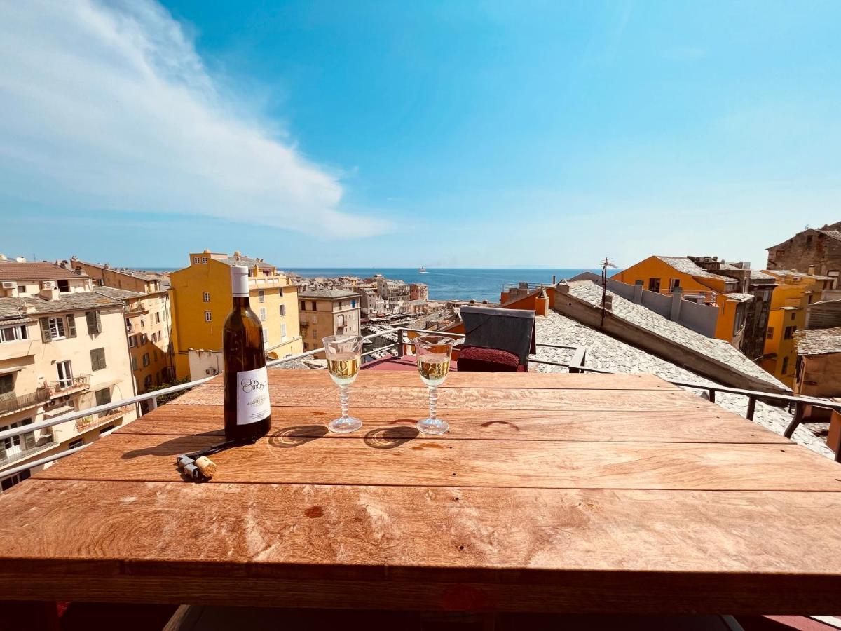 Pepites Bastiaises Vatta Appartement Roof Top Jacuzzi Vue Vieux Port Bastia (Corsica) Exterior foto