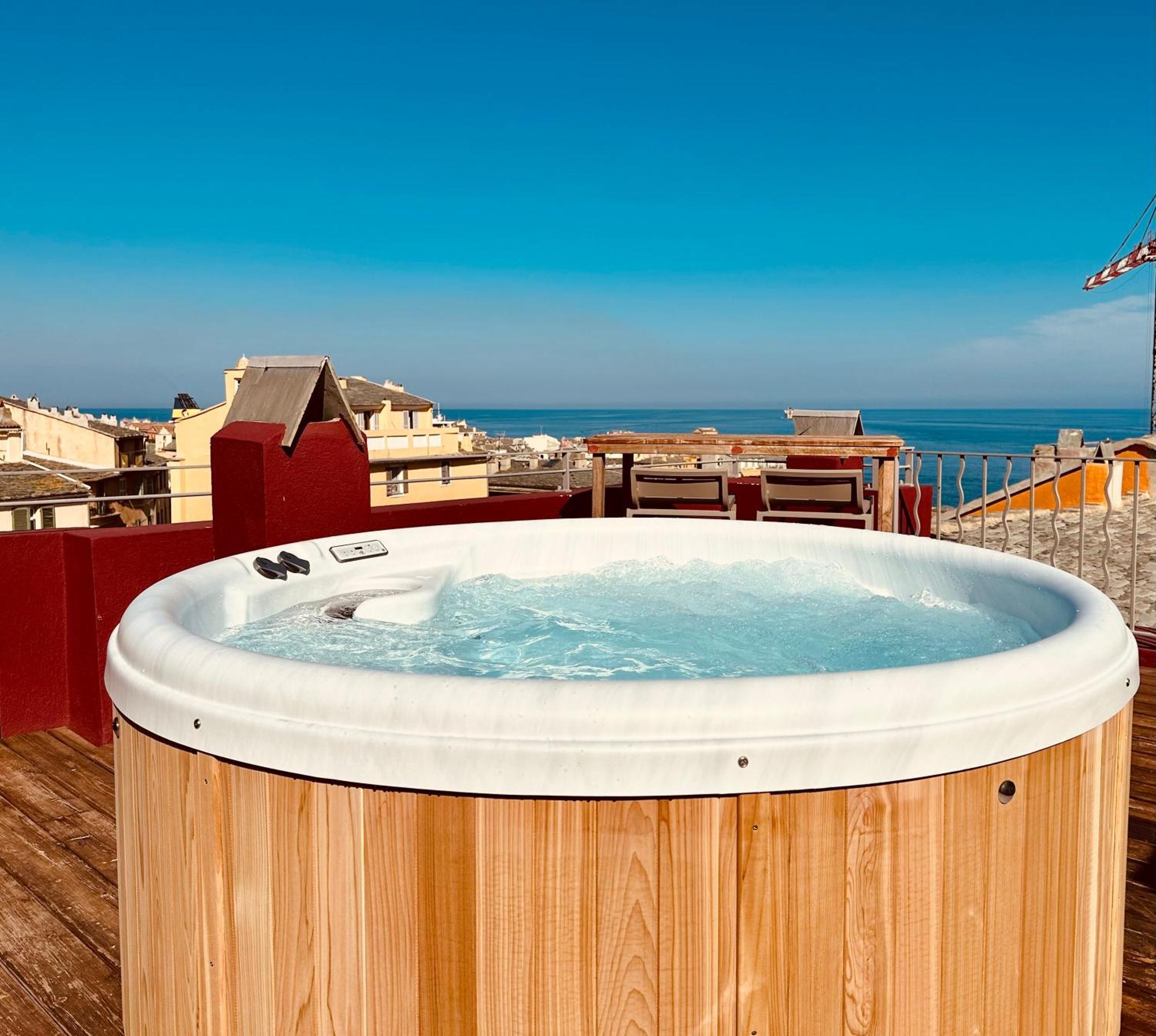 Pepites Bastiaises Vatta Appartement Roof Top Jacuzzi Vue Vieux Port Bastia (Corsica) Exterior foto